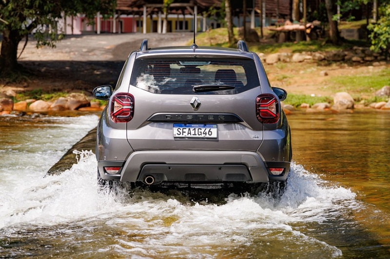 «Второй» Renault Duster не собирается на покой: представлен обновлённый кроссовер