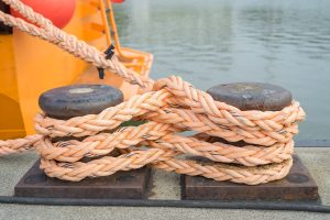 Как выбрать Швартовые Тросы для Яхт и Катеров: Руководство по выбору и использованию