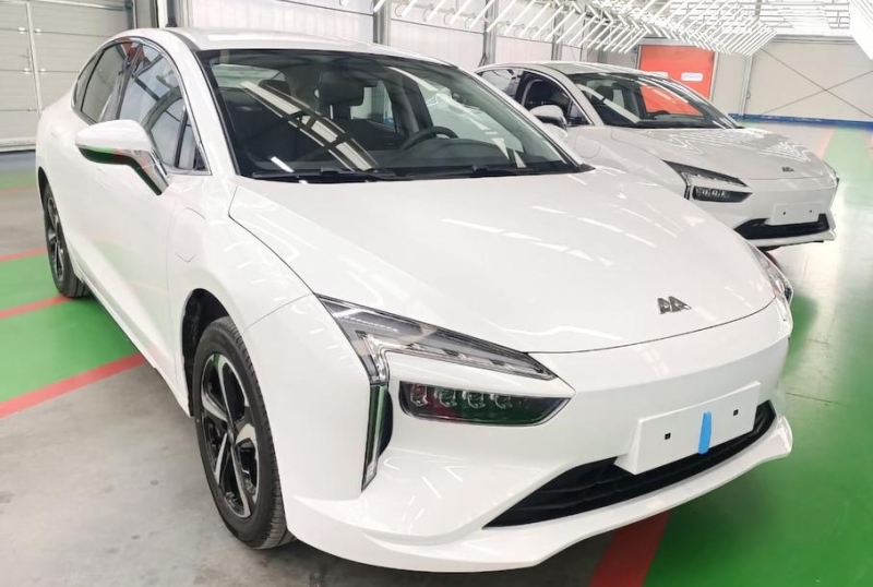 «Автотор» представил электрический седан с запасом хода более 500 километров