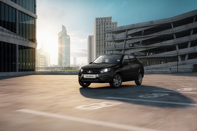 АвтоВАЗ выпустит партию Lada Granta с автоматом: новые подробности