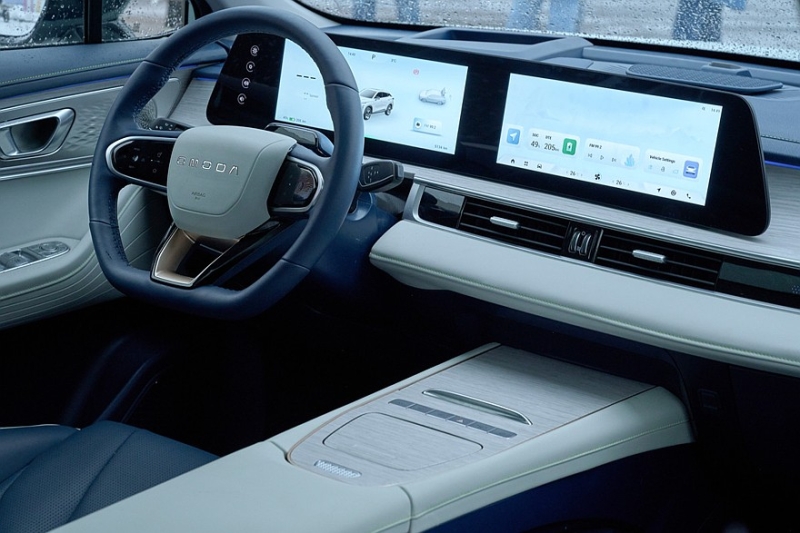 Кроссовер Omoda E5 добрался до РФ, продажи стартуют весной