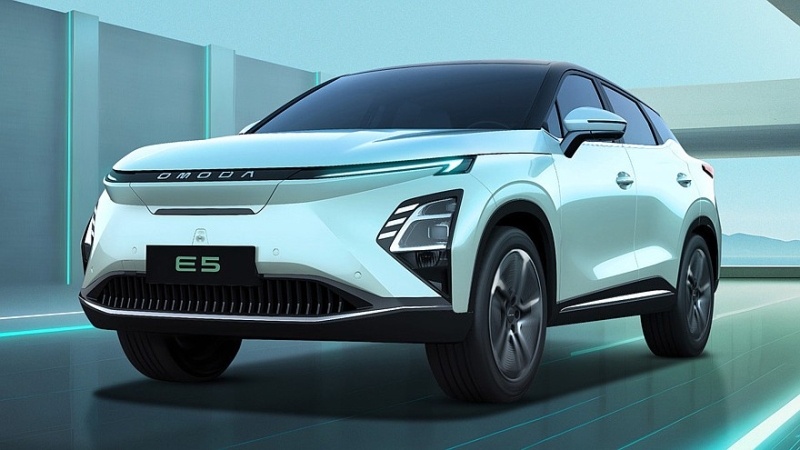 Кроссовер Omoda E5 добрался до РФ, продажи стартуют весной