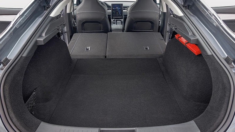 Новый универсал Москвич 6: каким он может быть