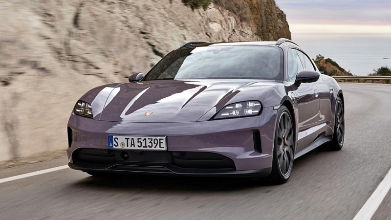 Обновлённый Porsche Taycan: больше мощности, больше запас хода, выше цены