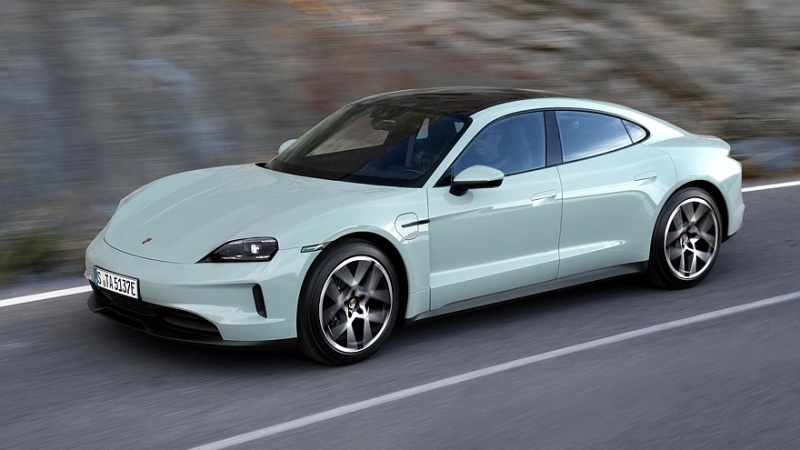 Обновлённый Porsche Taycan: больше мощности, больше запас хода, выше цены