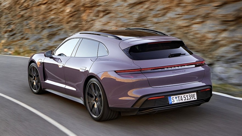 Обновлённый Porsche Taycan: больше мощности, больше запас хода, выше цены