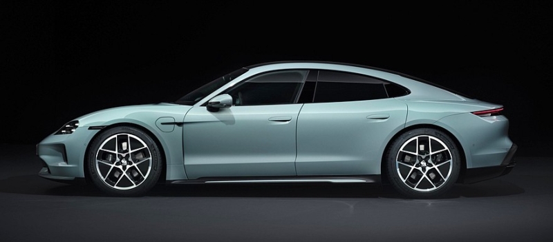 Обновлённый Porsche Taycan: больше мощности, больше запас хода, выше цены