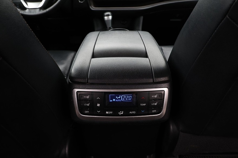 Toyota Highlander III (XU50) с пробегом: остерегайтесь утопленников и не влезайте в электрику