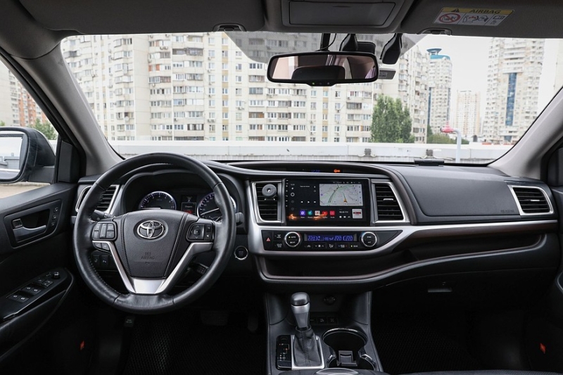 Toyota Highlander III (XU50) с пробегом: остерегайтесь утопленников и не влезайте в электрику