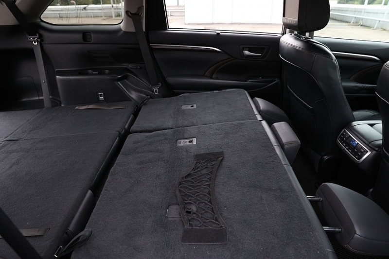 Toyota Highlander III (XU50) с пробегом: остерегайтесь утопленников и не влезайте в электрику