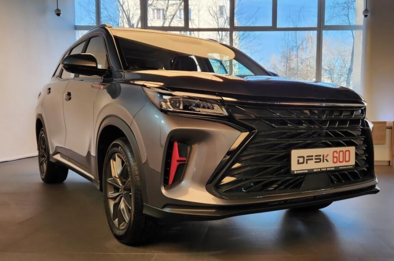 В России появятся китайские DFSK 500 и 600: что это за модели