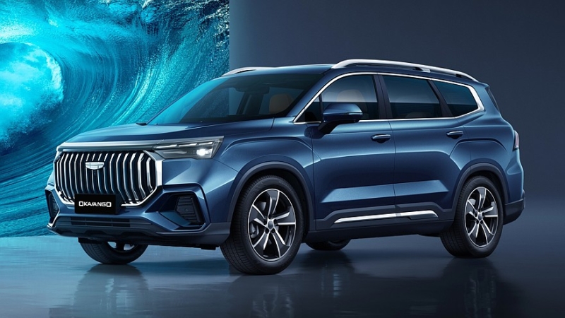В Россию официально везут семейный 7-местный кроссовер Geely Okavango