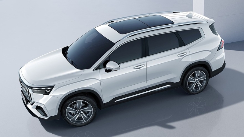 В Россию официально везут семейный 7-местный кроссовер Geely Okavango