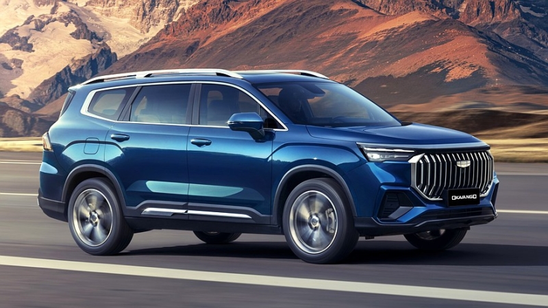 В Россию официально везут семейный 7-местный кроссовер Geely Okavango