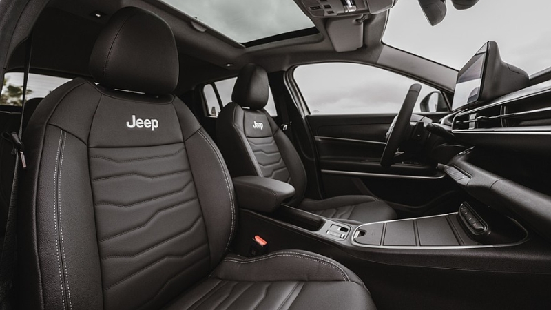 Jeep не собирается отказываться от SUV, даже если их попытаются «запретить»