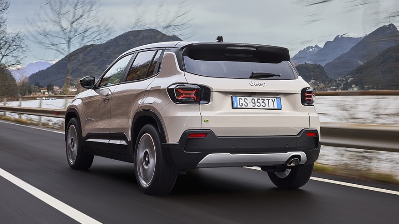 Jeep не собирается отказываться от SUV, даже если их попытаются «запретить»