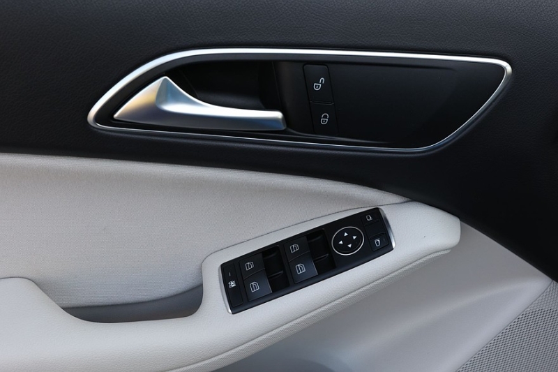 Mercedes-Benz GLA I (X156) с пробегом: дырявые жгуты проводки в крепком кузове