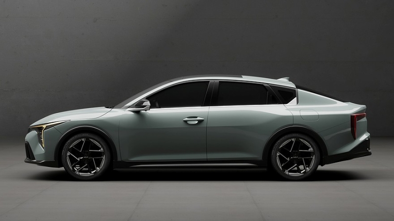 Новый Kia K4 дебютировал в двух кузовах и с двумя типами задней подвески