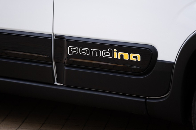 Нынешней Fiat Panda продлили жизнь версией Pandina и даже нарастили производство
