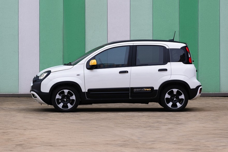 Нынешней Fiat Panda продлили жизнь версией Pandina и даже нарастили производство