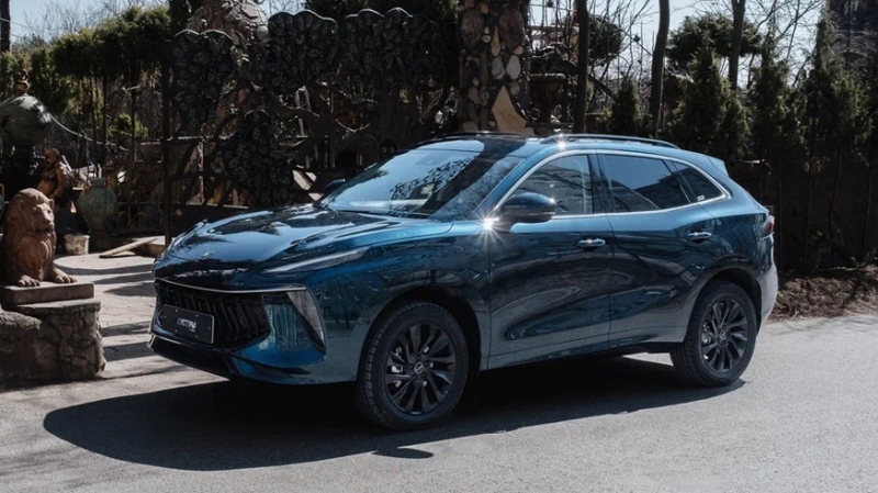 Расширение линейки: у кроссовера Forthing T5 Evo в РФ появится версия с полным приводом