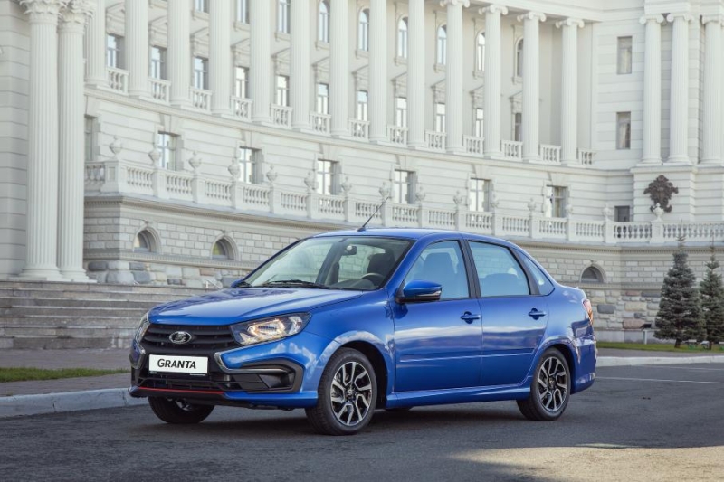 Стало известно, сколько АвтоВАЗ выпустит Lada Granta с японской АКПП