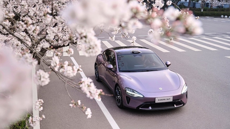 Xiaomi SU7: китайский конкурент Porsche Taycan полностью рассекречен, начались продажи