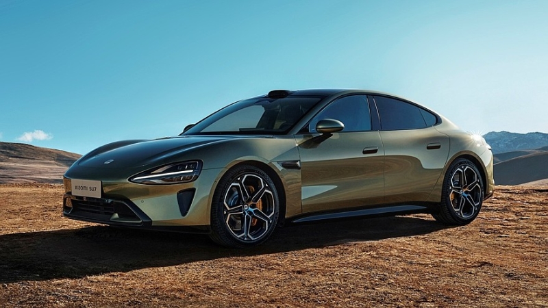 Xiaomi SU7: китайский конкурент Porsche Taycan полностью рассекречен, начались продажи