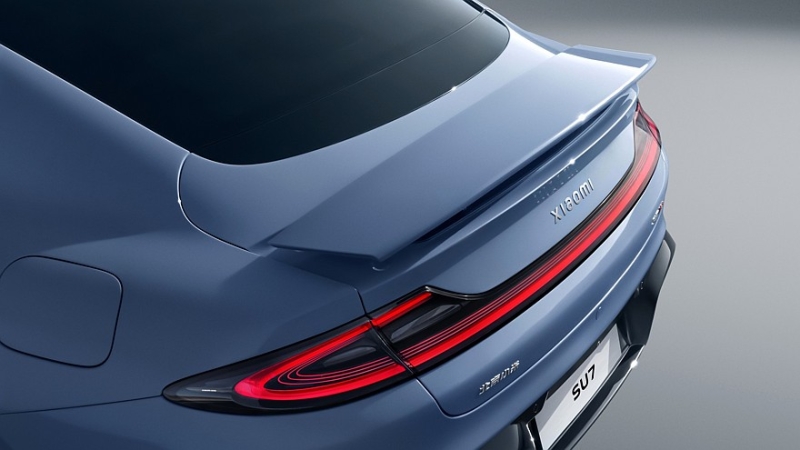 Xiaomi SU7: китайский конкурент Porsche Taycan полностью рассекречен, начались продажи