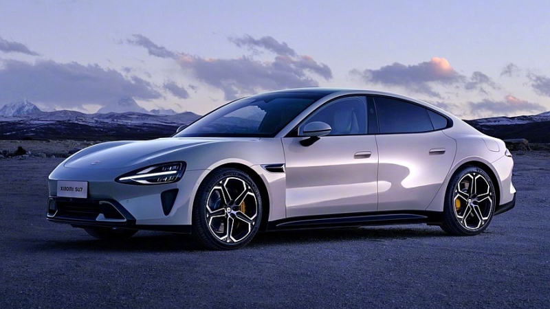 Xiaomi SU7: китайский конкурент Porsche Taycan полностью рассекречен, начались продажи