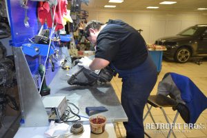 Преимущества тюнинга фар автомобиля: Освещение в новом свете