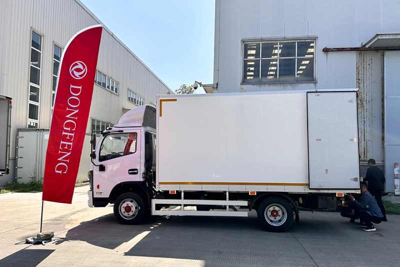 Автопробег «Следуй за солнцем» среднетоннажных грузовиков DONGFENG стартовал в Китае!