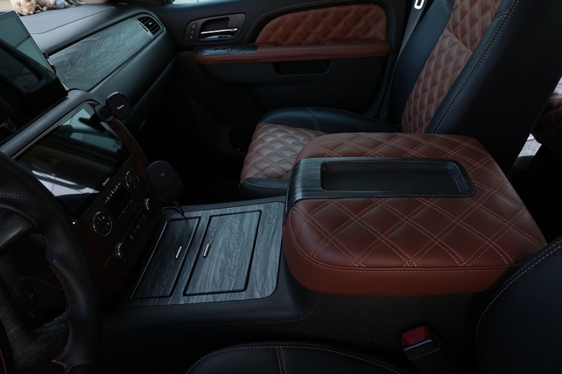 Chevrolet Tahoe III (GMT920) с пробегом: сложнейшие передние крылья и нежный номер рамы