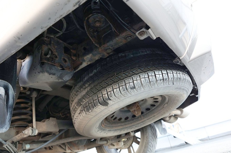 Chevrolet Tahoe III (GMT920) с пробегом: сложнейшие передние крылья и нежный номер рамы