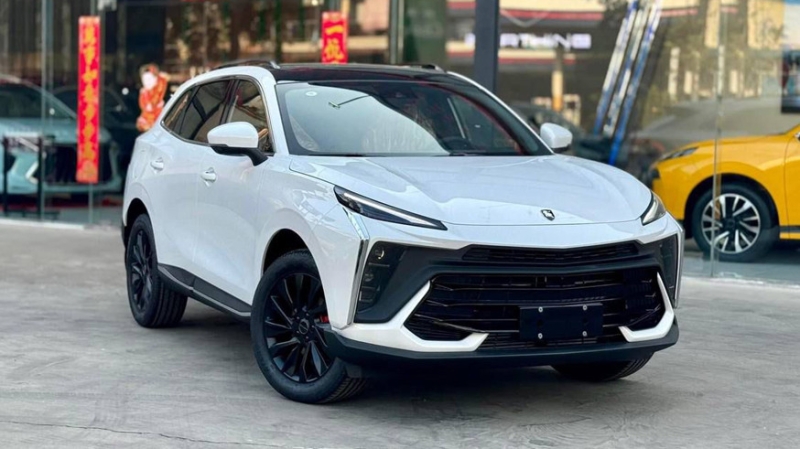 Forthing T5 Evo на российском рынке получит новые варианты внешности и иной салон