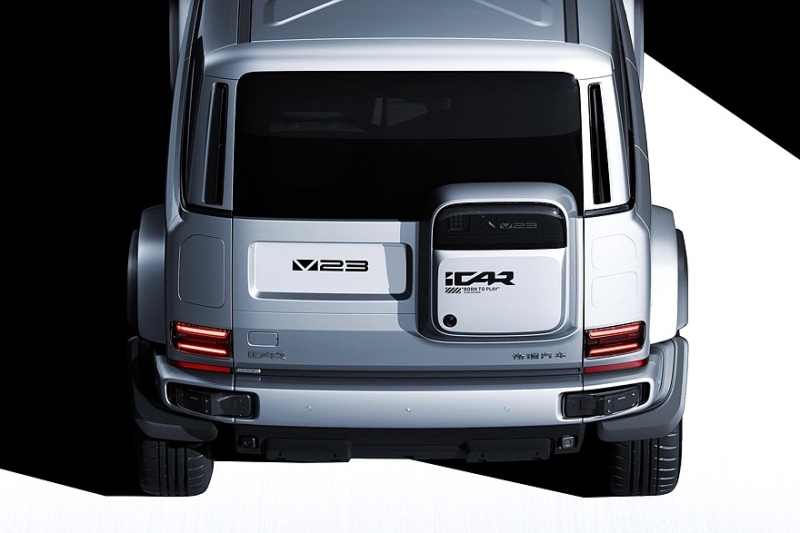 Кроссовер iCar V23 от Chery представлен вместе с родственным кроссвэном iCar X25