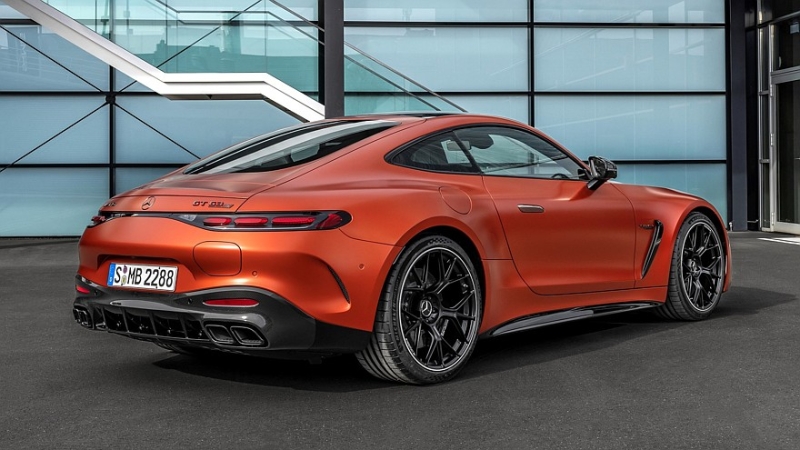 Mercedes-AMG GT 63 S E Performance: тяжёлое и сложное топовое гибридное купе
