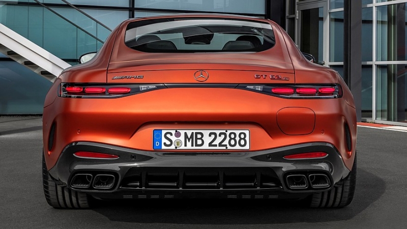 Mercedes-AMG GT 63 S E Performance: тяжёлое и сложное топовое гибридное купе