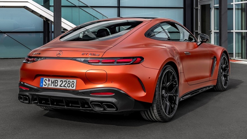 Mercedes-AMG GT 63 S E Performance: тяжёлое и сложное топовое гибридное купе