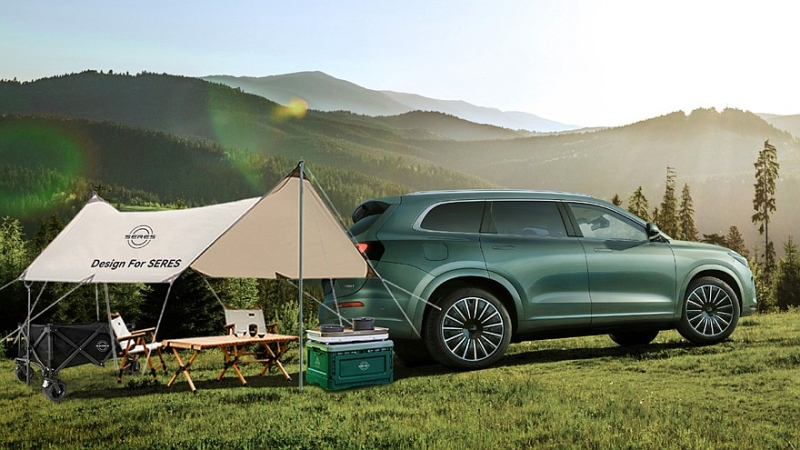 На российский рынок выходит марка Seres: первенцами стали кроссоверы М5 и M7