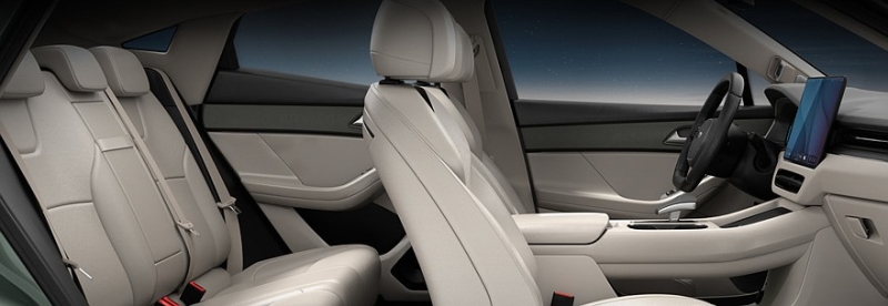 На российский рынок выходит марка Seres: первенцами стали кроссоверы М5 и M7