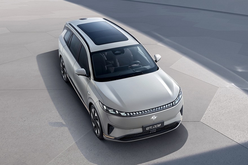 Представлен большой кроссовер eπ 008 от Dongfeng, ждём в России