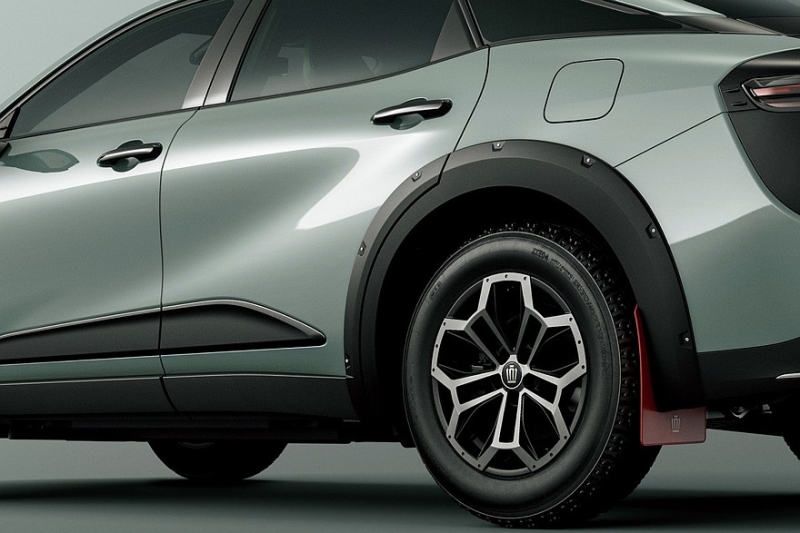 Седан Toyota Crown обрёл «внедорожную» версию Landscape: не только декор