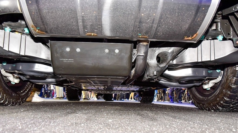 Yangwang в Пекине: хардкорная версия внедорожника U8 и 1306-сильный седан U7