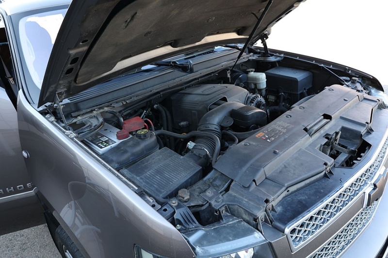 Chevrolet Tahoe III (GMT920) с пробегом: рычаги по сто тысяч, болты от КАМАЗа и крепкие V8