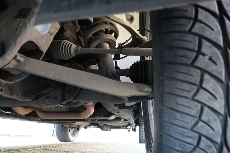 Chevrolet Tahoe III (GMT920) с пробегом: рычаги по сто тысяч, болты от КАМАЗа и крепкие V8