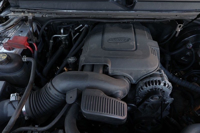 Chevrolet Tahoe III (GMT920) с пробегом: рычаги по сто тысяч, болты от КАМАЗа и крепкие V8