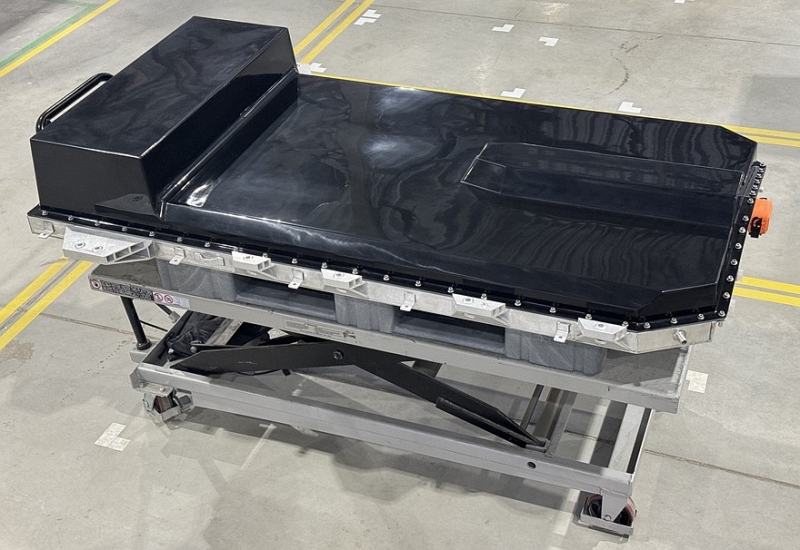 Кроссовер Evolute i-Joy получит тяговую батарею российского производства