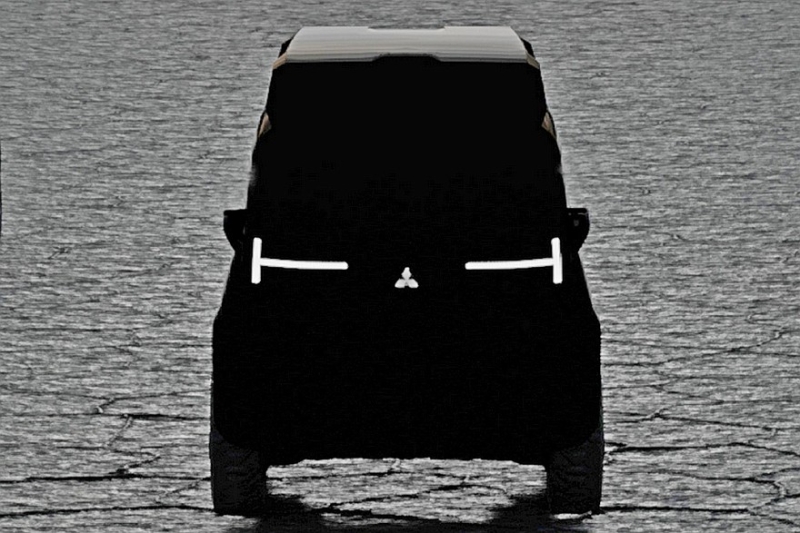 Mitsubishi засветила новинки: кроссоверы и внедорожный минивэн