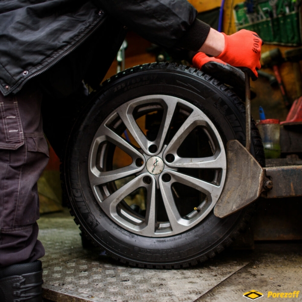 Мобильный выездной шиномонтаж — экстренная помощь на дороге